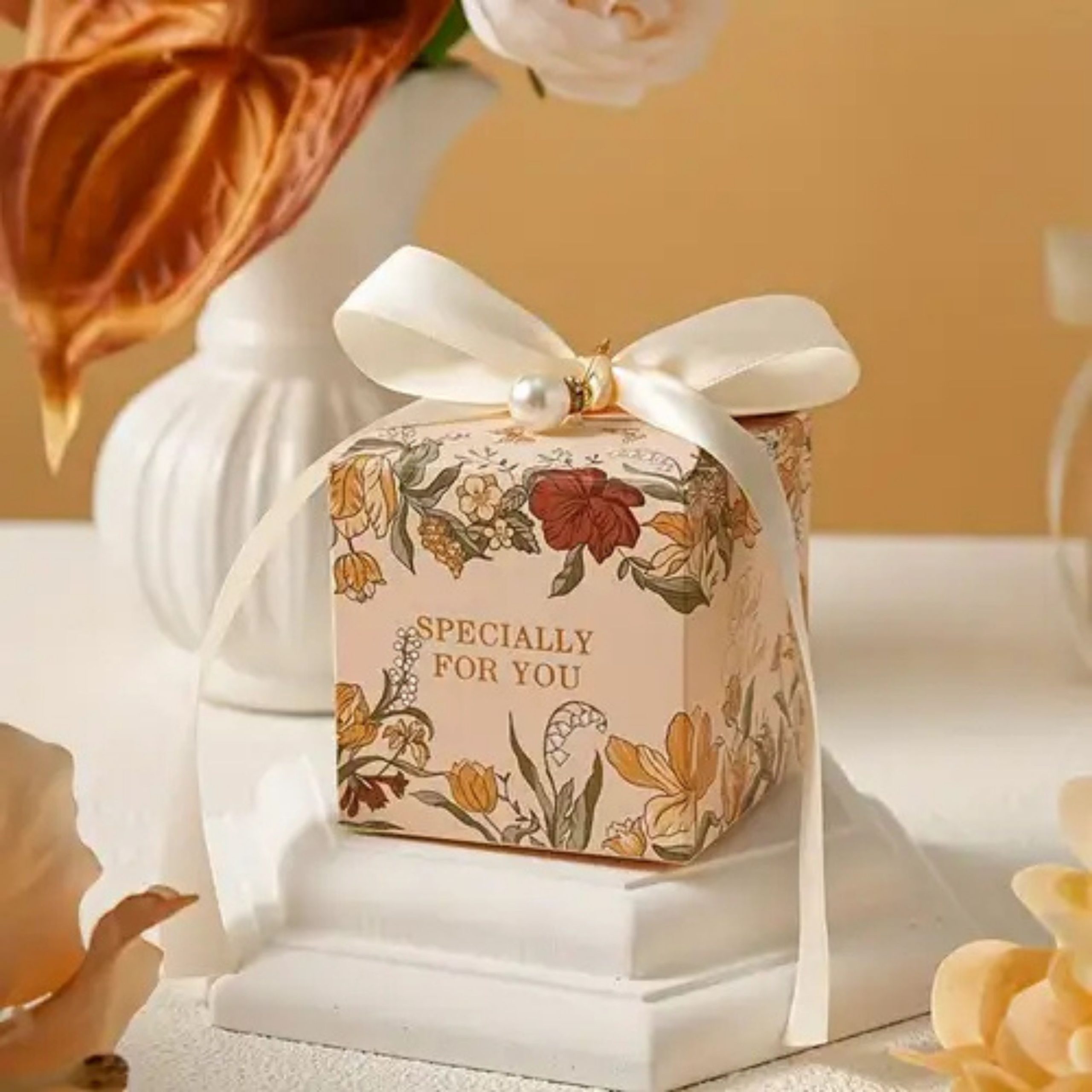 Luxury and Durable Gift Boxes with Lids: Everything You Need to Know