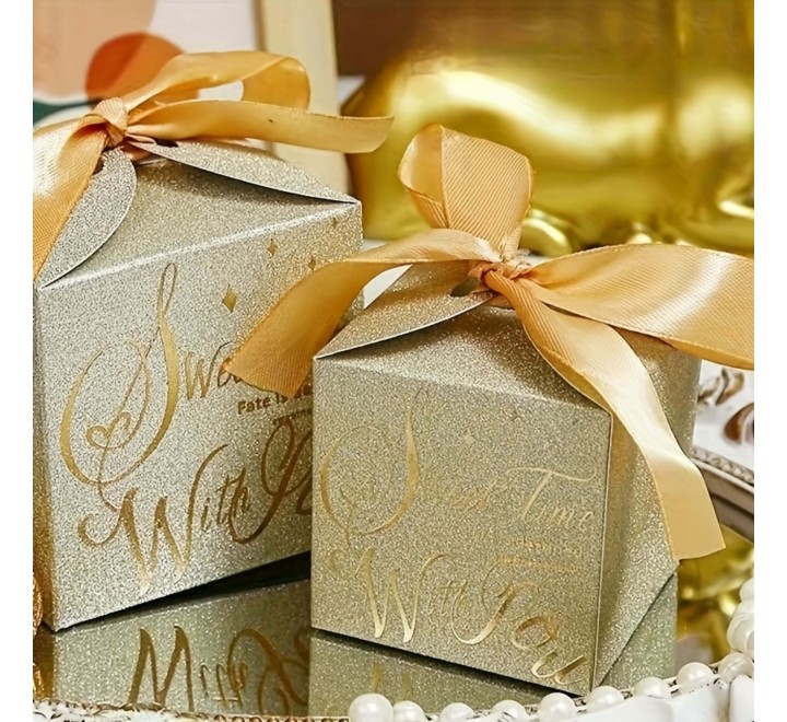 Gold gift packaging boxes - Gallery Image